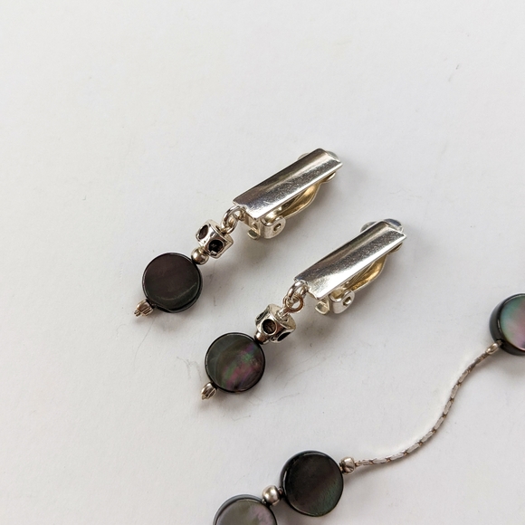 Iridescent Bead And Silver Necklace And Earrings Set - Picture 4 of 6